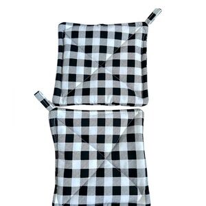 Hand Crafted Black and White Buffalo Plaid Pot Holders Fabric Hot Mat Trivet